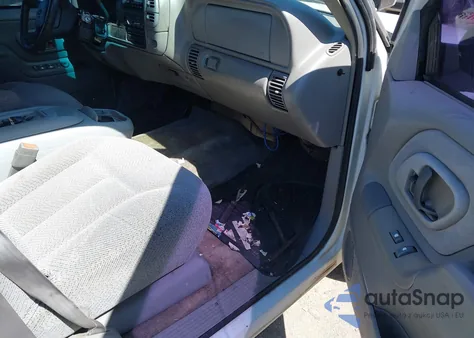 1999 Chevrolet Tahoe Lt z USA, uszkodzony, nr VIN 1GNEC13R3XJ415502